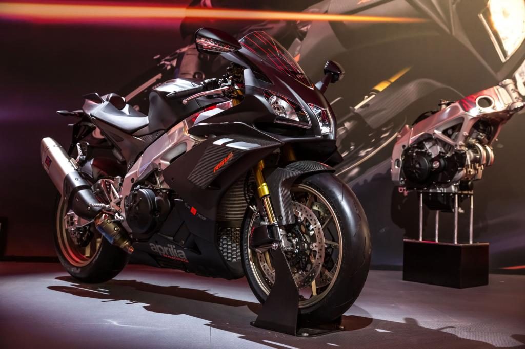 Aprilia presenta su moto más potente: la RSV4 1100 Factory 2019, 